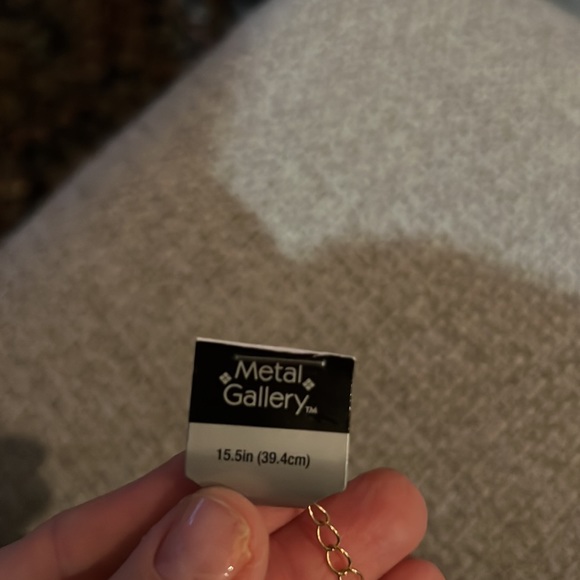 Authentic LouisVuitton lock & key #321 on an unbranded link necklace - Picture 5 of 5